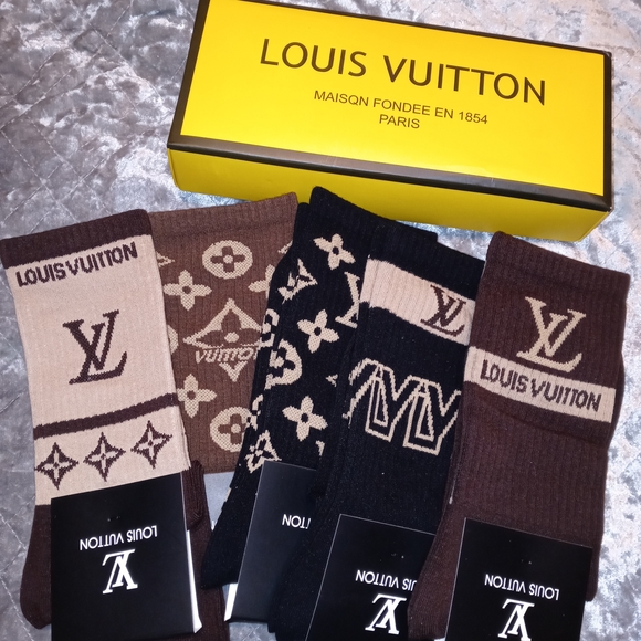 Louis Vuitton Brown and Black Sock Collection - Picture 2 of 2